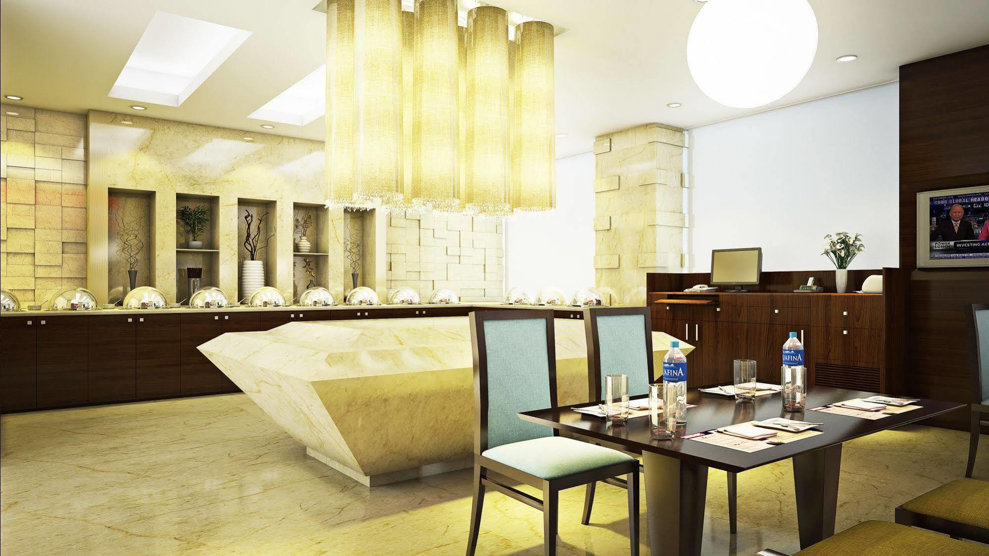 Lemon Tree Hotel, Gachibowli, Hyderabad Exteriör bild